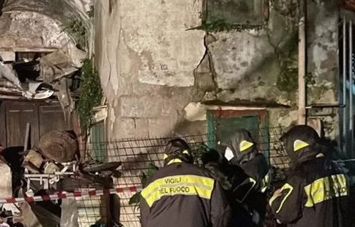 Crolla Palazzina A Pagani Famiglie Evacuate Il Giornale Di Salerno It