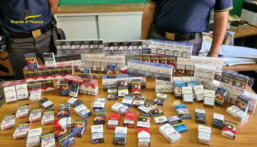 Scafati, sotto sequestro 5 kg di sigarette di contrabbando